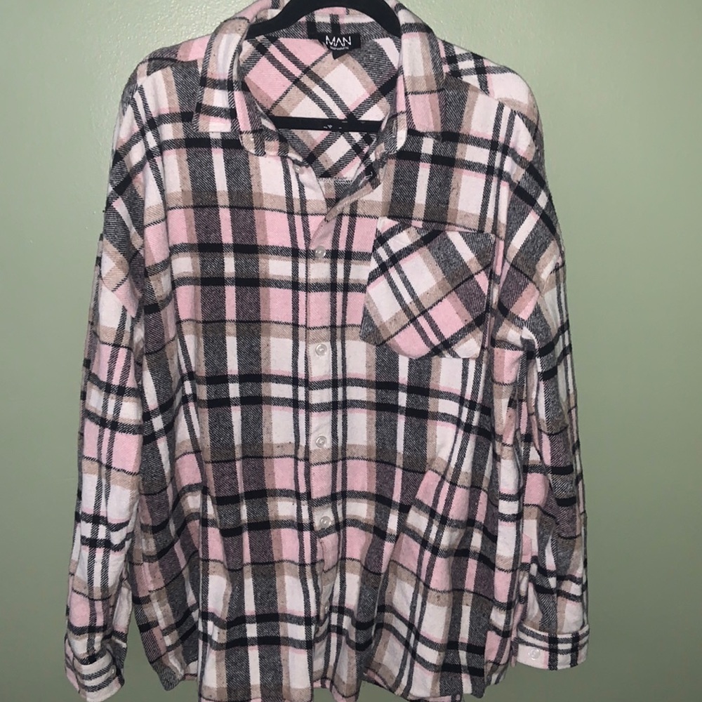 Men’s button down flannel shirt